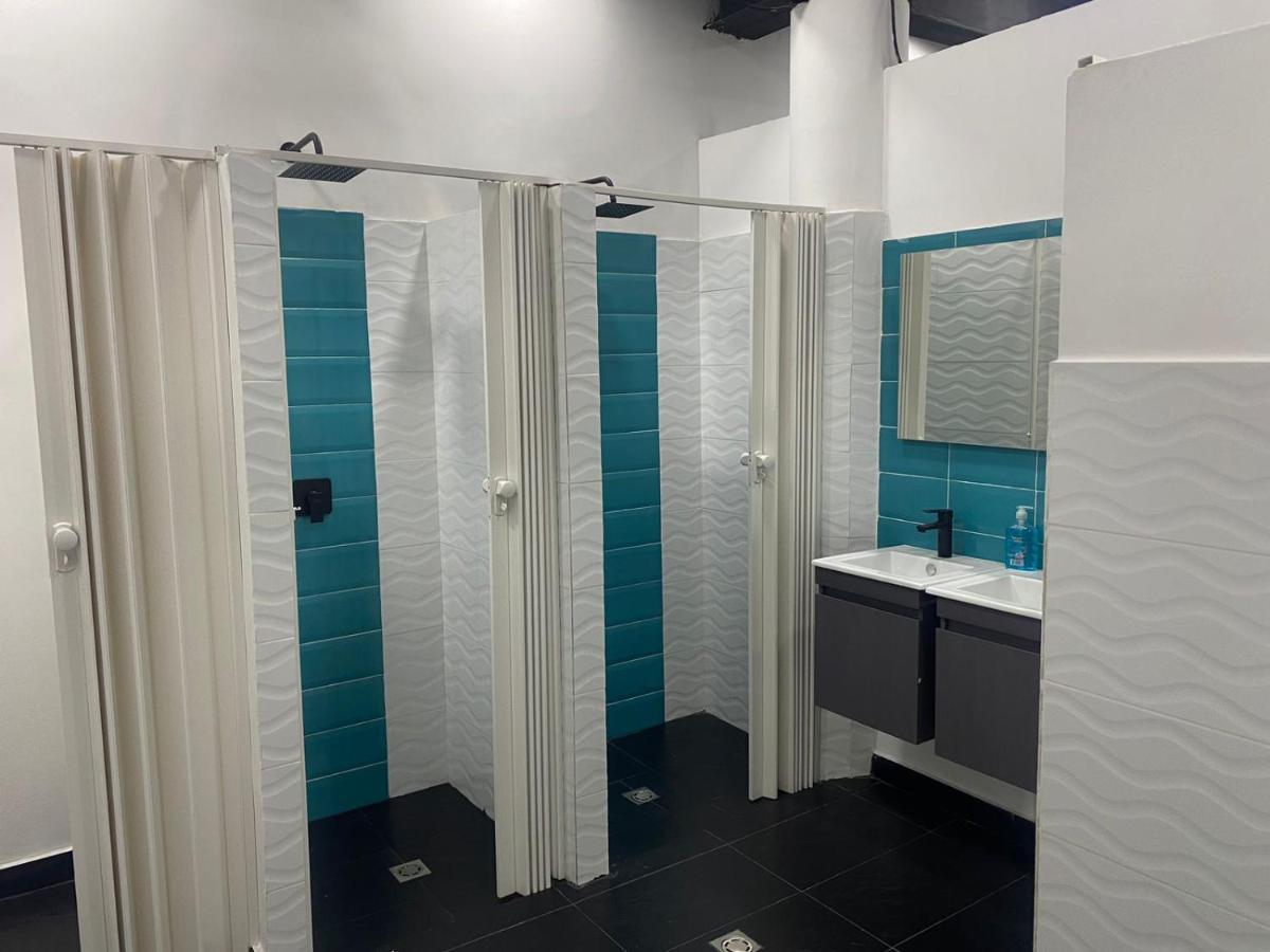 Hotel Hostal Caps San Diego Medellín Zewnętrze zdjęcie