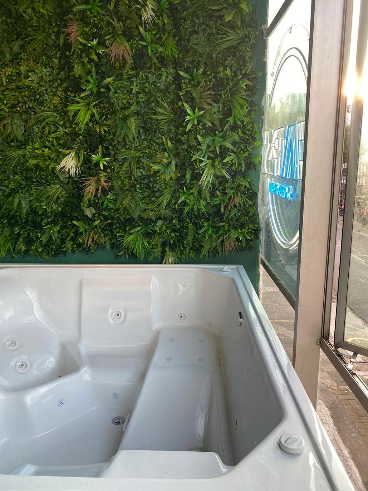Hotel Hostal Caps San Diego Medellín Zewnętrze zdjęcie